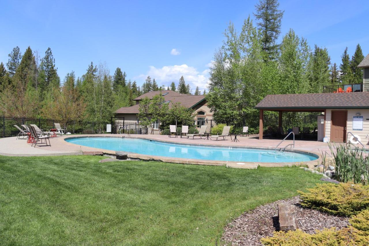 Glacier National Park Getaway - Oakmont Retreat Columbia Falls Exterior photo