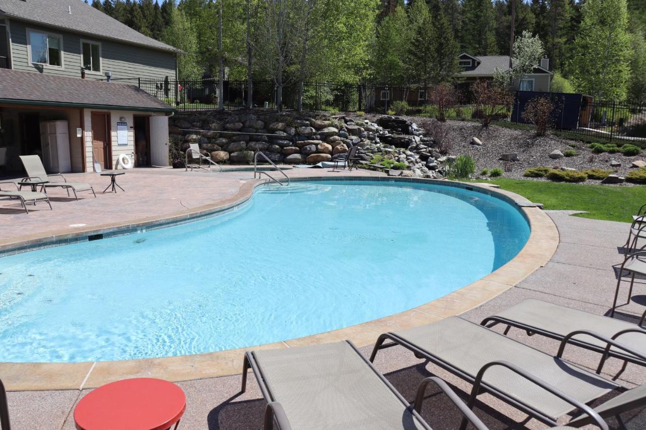 Glacier National Park Getaway - Oakmont Retreat Columbia Falls Exterior photo