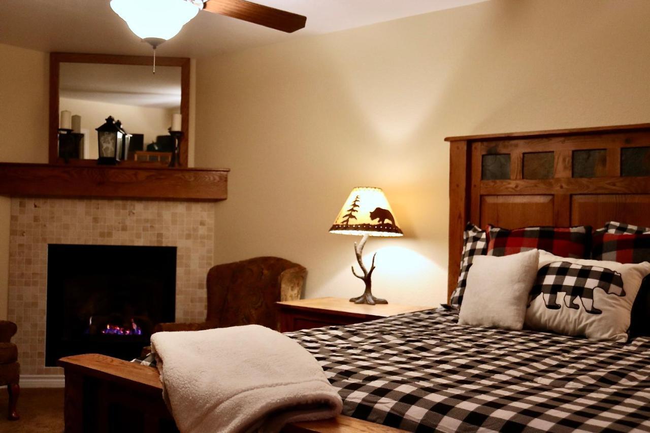 Glacier National Park Getaway - Oakmont Retreat Columbia Falls Exterior photo