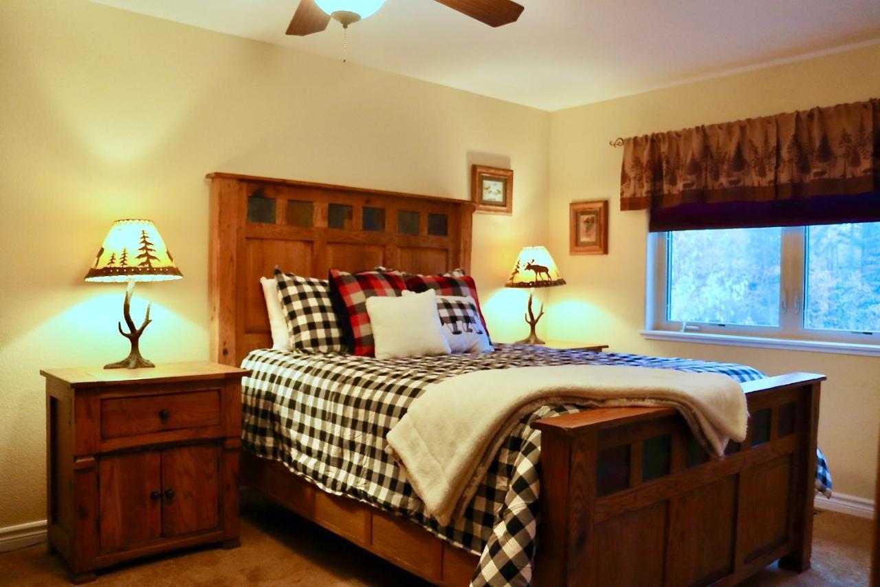 Glacier National Park Getaway - Oakmont Retreat Columbia Falls Exterior photo